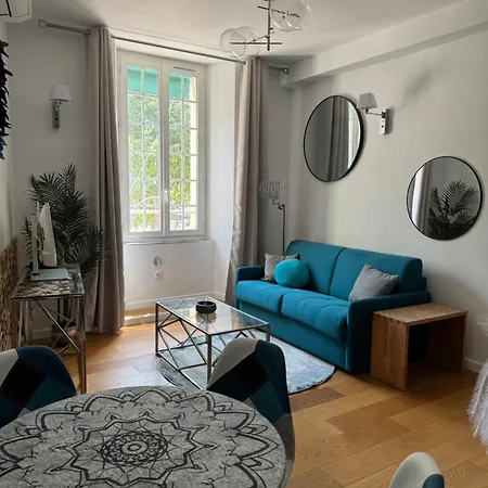 2- Cosy One Bedroom 2-4p, Located Place Nationale Апартаменты *